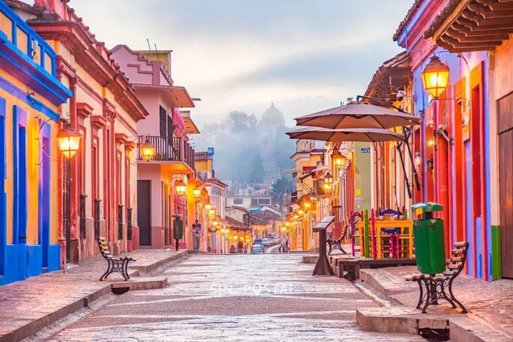 Lebenshaltungskosten in Mexiko – San Cristóbal de las Casas bei Sonnenaufgang