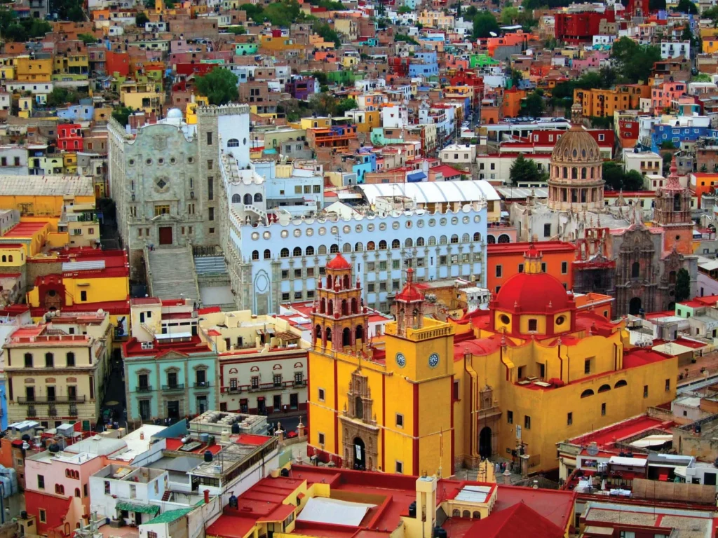 Koloniale Altstadt von Guanajuato – ein Beispiel für die kulturelle Vielfalt und Geschichte aus den 5 Fakten über Mexiko
